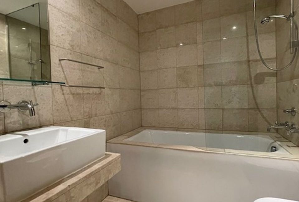 521018-large-12.jpg