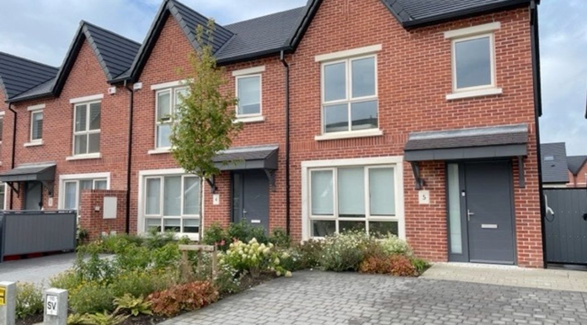 Olivers Estate Agent | 5 Mercer Green,Dublin 18 521663-large-0.jpg