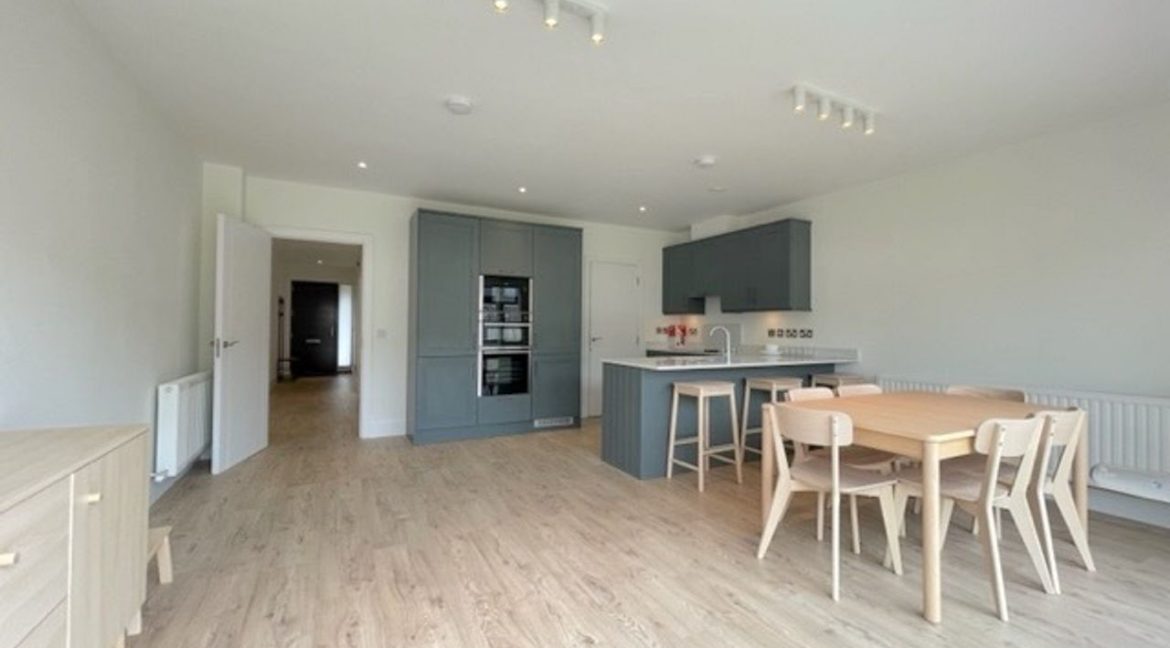 Olivers Estate Agent | 5 Mercer Green,Dublin 18 521663-large-2.jpg