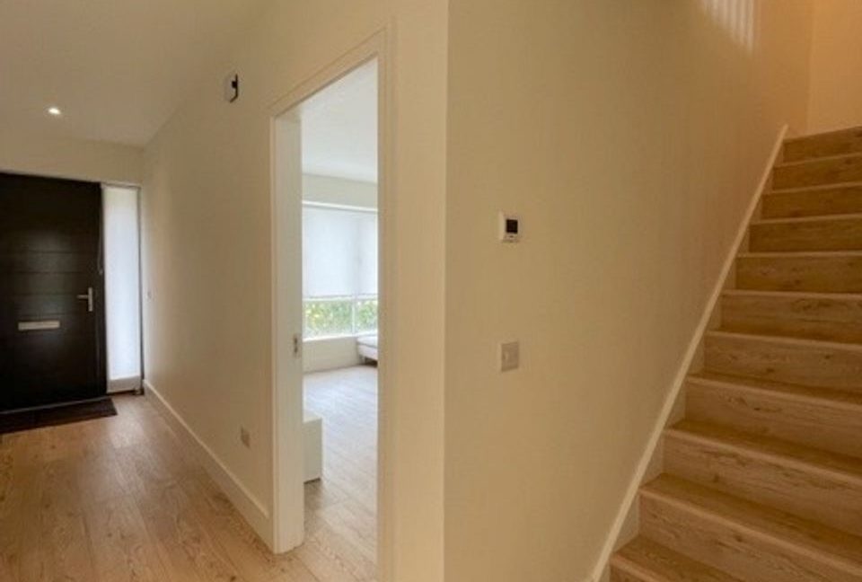 Olivers Estate Agent | 5 Mercer Green,Dublin 18 521663-large-8.jpg