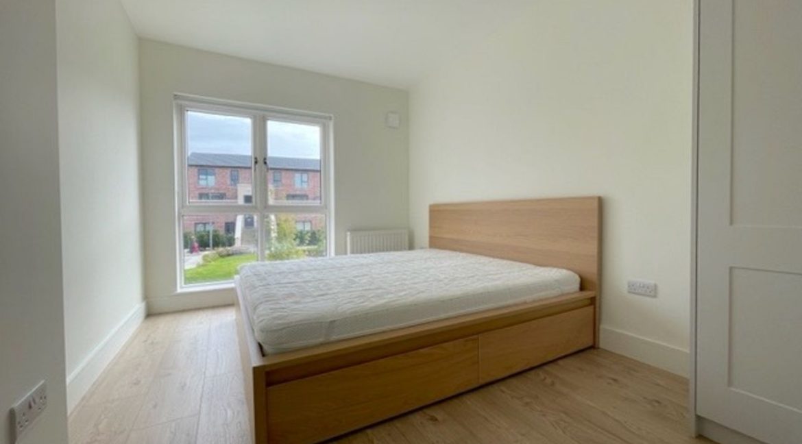 Olivers Estate Agent | 5 Mercer Green,Dublin 18 521663-large-10.jpg