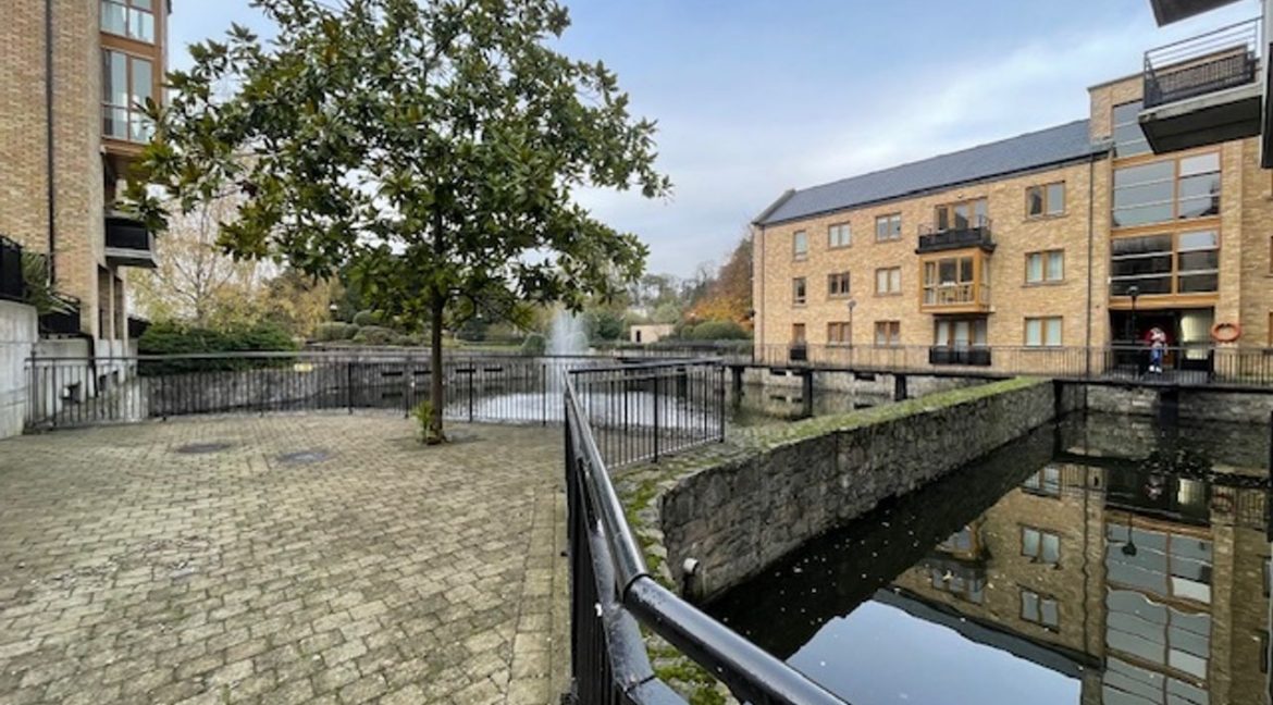 Olivers Estate Agent | Apartment 156, Block F, Bellevue 502310-large-0.jpg