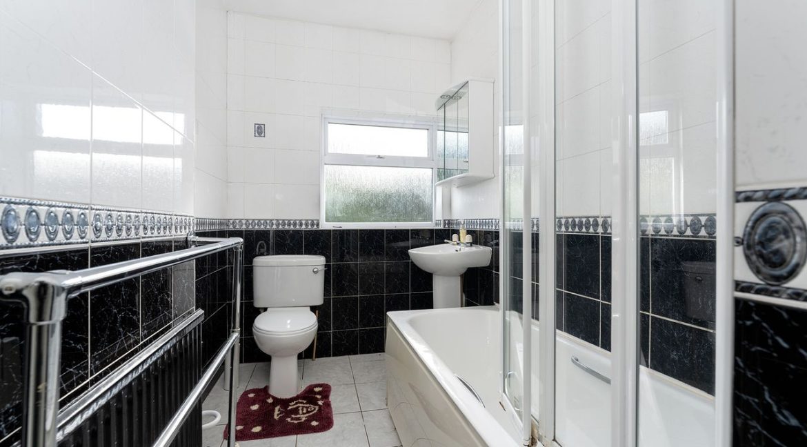 Olivers Estate Agent | 53 Woodley Park, Kilmacud 448024-large-16.jpg