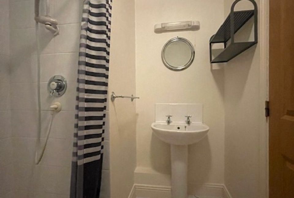 Olivers Estate Agent | Apartment 32, Ridgeford 498060-large-5.jpg