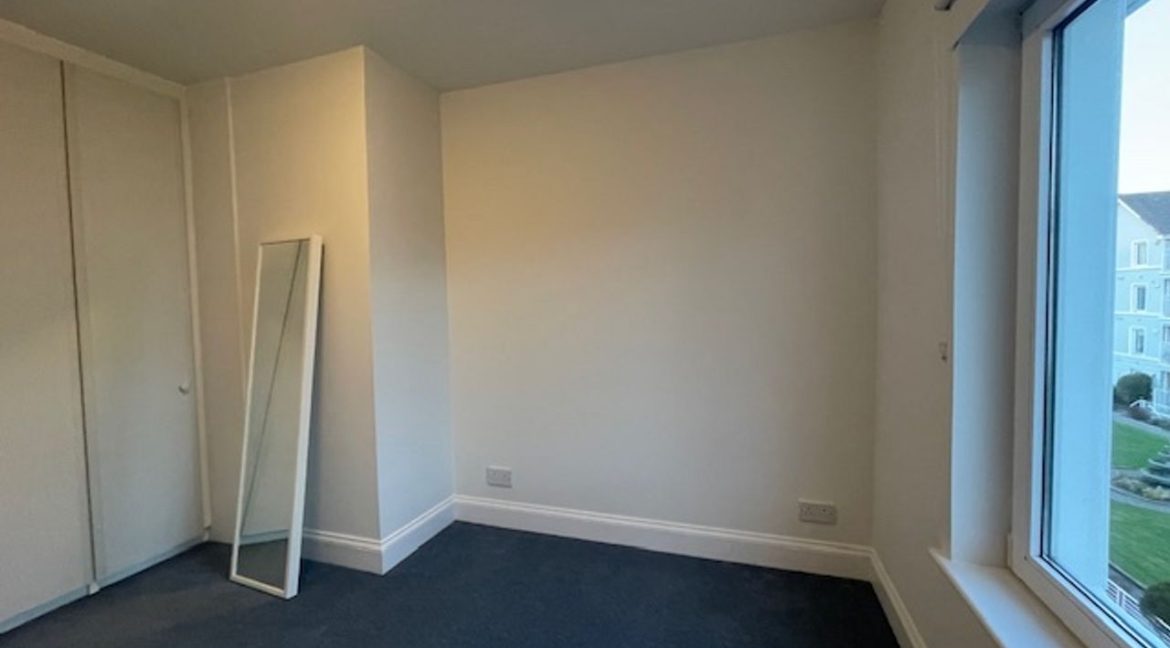 Olivers Estate Agent | Apartment 57 ,Salthill,Blackrock,Co. Dublin 507759-large-9.jpg