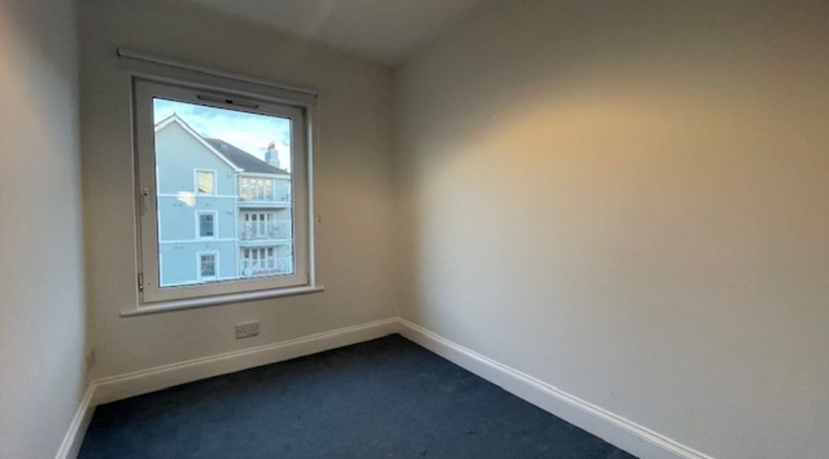 Olivers Estate Agent | Apartment 57 ,Salthill,Blackrock,Co. Dublin 507759-large-10.jpg