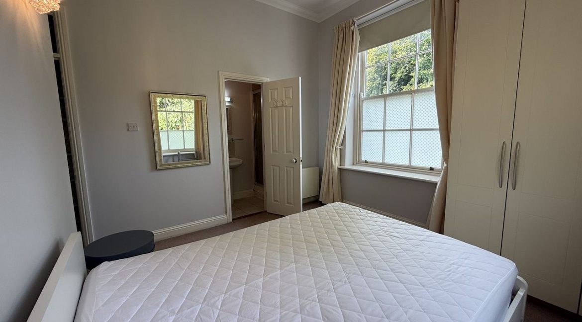 Olivers Estate Agent | Apartment 32, North Wing Old Connaught House 521104-large-3.jpg