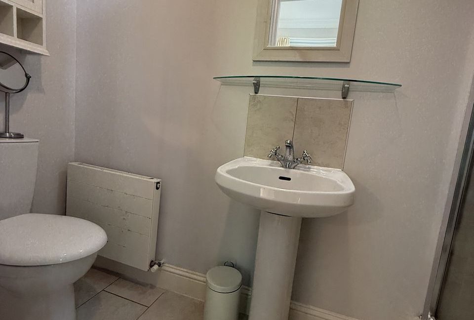 Olivers Estate Agent | Apartment 32, North Wing Old Connaught House 521104-large-5.jpg