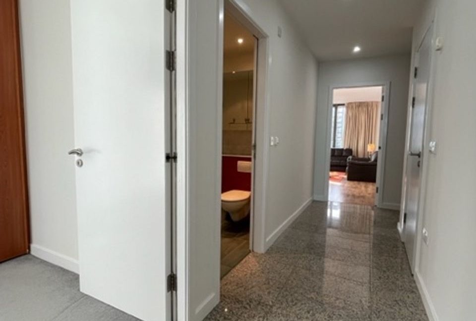 521630-large-10.jpg