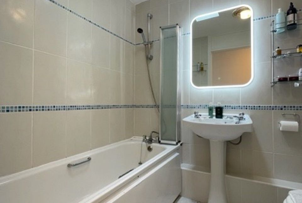 449893-large-14.jpg