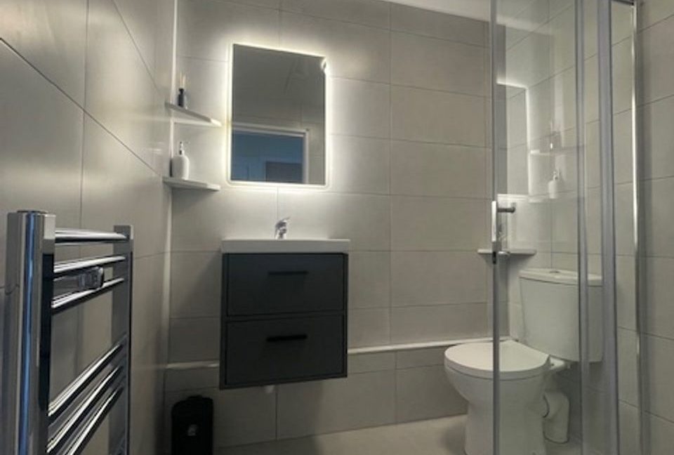 520114-large-15.jpg